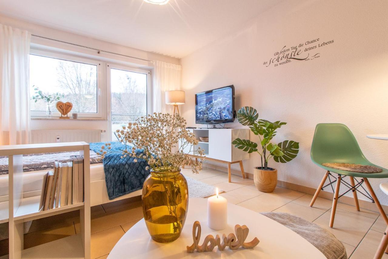 Modernes Apartment Im Gruenen I Balkon I Wlan I Stellplatz Schwarzenberg (Saxony) Exterior foto
